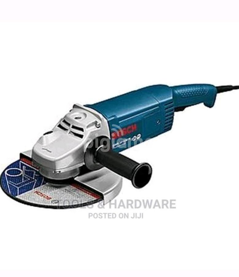 Makita 9557HNG 115mm angle grinder with side handle